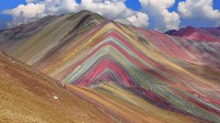 彩虹山,秘鲁库斯科 (© sorincolac/Getty Images)