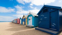 布莱顿海滩的彩虹小屋，墨尔本，维多利亚州，澳大利亚 (© Prasit photo/Getty Images)