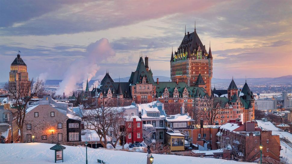 费尔蒙芳堤娜城堡酒店，魁北克省，加拿大 (© Romiana Lee/Shutterstock)