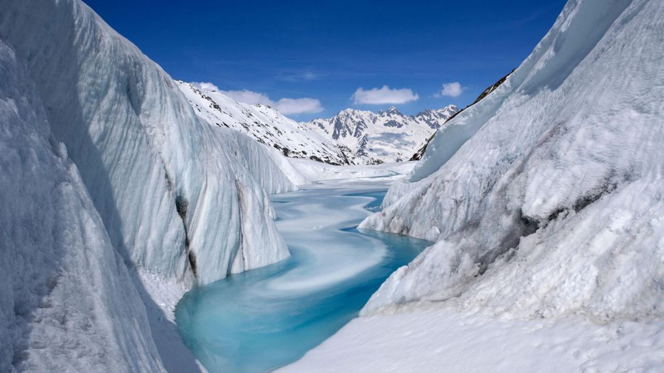 勃朗峰上的冰海，夏慕尼，法国 (© Hagenmuller Jean-François/Hemis/Alamy)