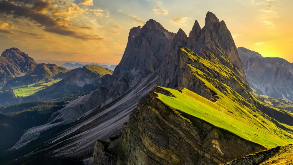 塞切达，多洛米蒂山脉的山峰，南蒂罗尔，意大利 (© Kalyakan/Adobe Stock)