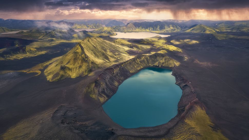 赫瑙萨波鲁尔火山口, 菲亚拉巴克自然保护区, 兰德曼纳劳加尔, 冰岛 (© Juan Maria Coy Vergara/Getty Images)