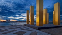 2014年威尼斯建筑双年展展出的艺术家亨氏·麦克的“天在九柱之上”作品 (© Cahir Davitt/plainpicture)
