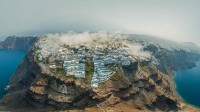 圣托里尼岛鸟瞰图，希腊 (© Amazing Aerial Agency/Offset)