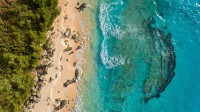 百慕大马利海滩鸟瞰图 (© Paul Zizka/plainpicture)
