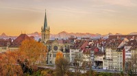 伯尔尼老城，瑞士 (© Simon Zenger/Alamy)