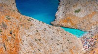 克里特岛上的海滩，希腊 (© Georgios Tsichlis/Alamy)