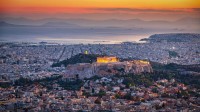 雅典和卫城，希腊 (© Mlenny/Getty Images)