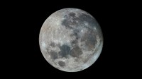 月球 (© Victor Blum/Getty Images)