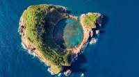 维拉弗兰卡岛，圣米格尔岛，亚速尔群岛，葡萄牙 (© ARoxo/Getty Images)