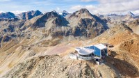 皮兹奈尔山缆车站, 格劳宾登州, 瑞士 (© Roberto Moiola/Alamy)