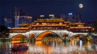 安顺桥中秋灯展，成都，中国 (© Philippe LEJEANVRE/Getty Images)