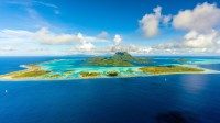 波拉波拉岛及其泻湖, 南太平洋, 法属波利尼西亚 (© Frederick Millett/Shutterstock)